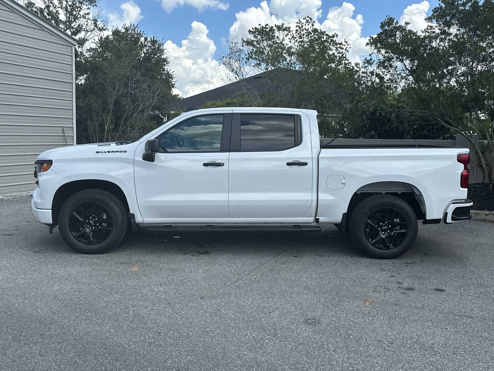 Thumbnail: 2026 Chevrolet Silverado 1500 - 3