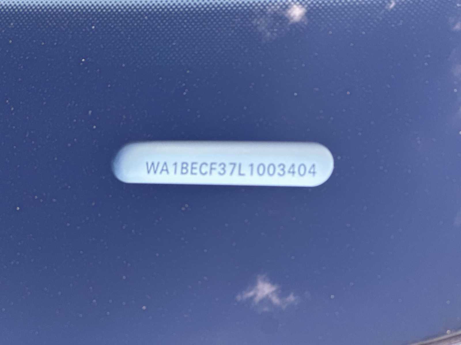 Thumbnail: 2020 Audi Q3 - 26