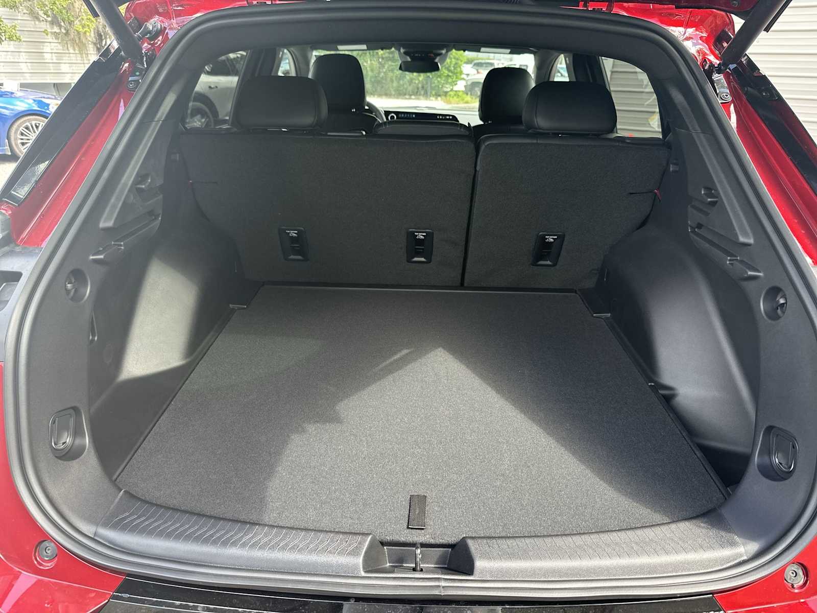 Thumbnail: 2025 Chevrolet Equinox - 25