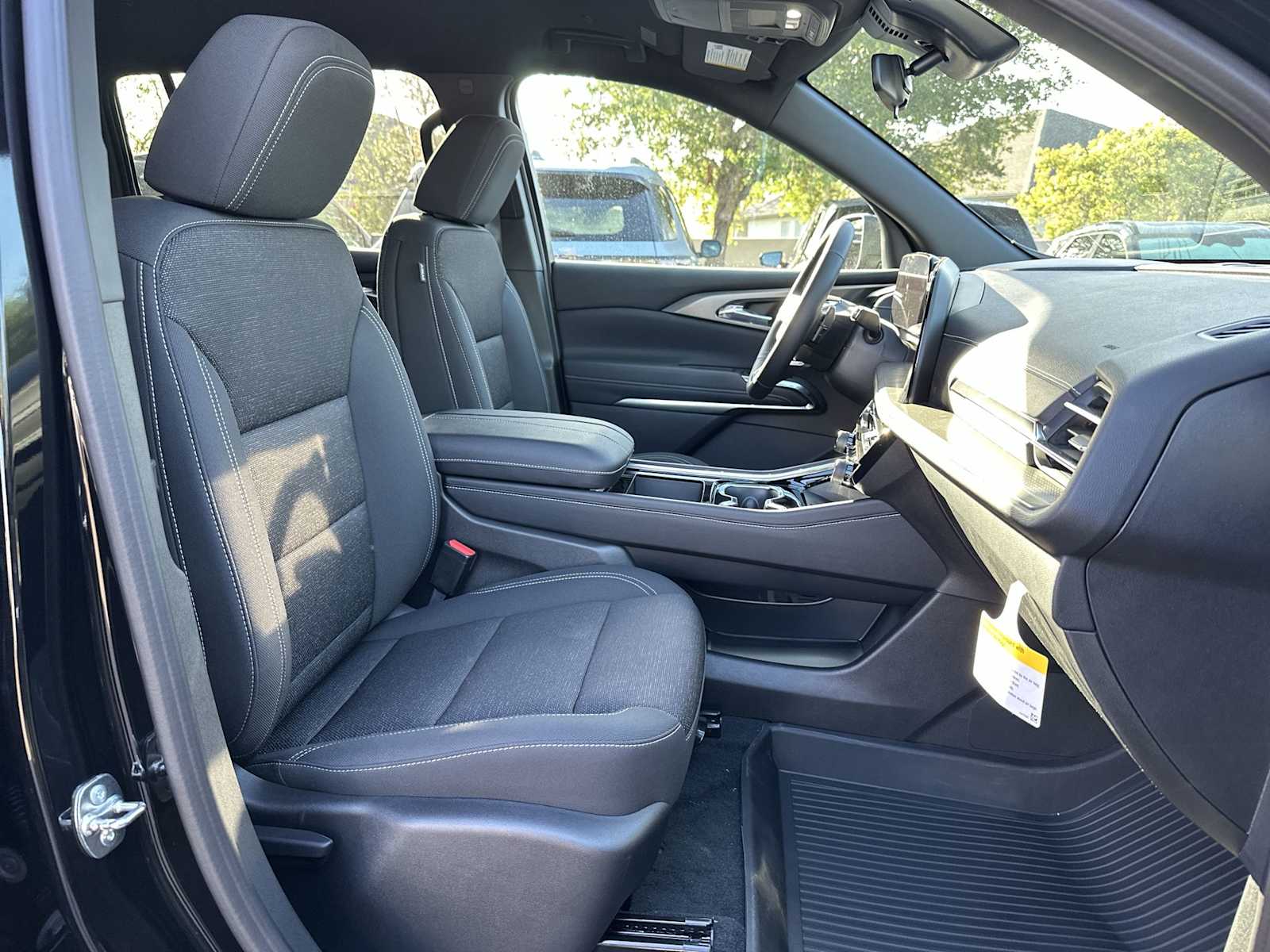 Thumbnail: 2026 Chevrolet Traverse - 19