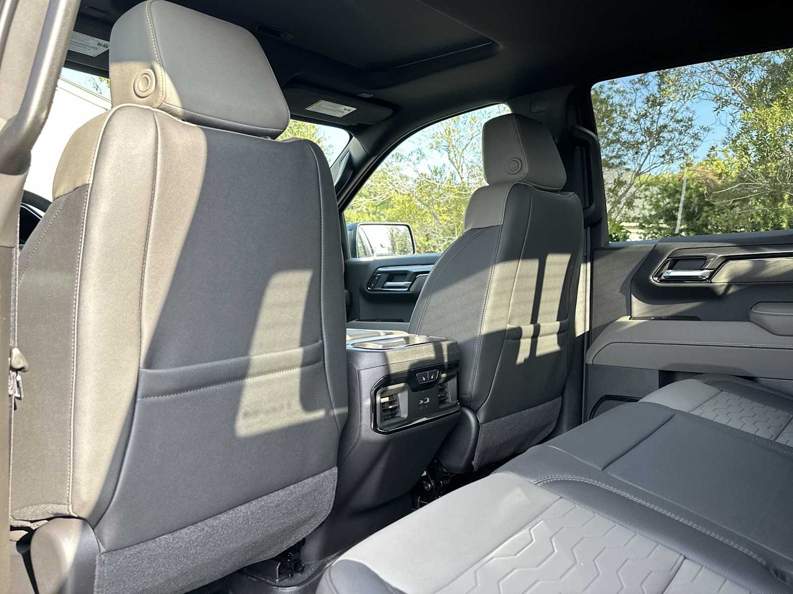 Thumbnail: 2026 Chevrolet Silverado 1500 - 16