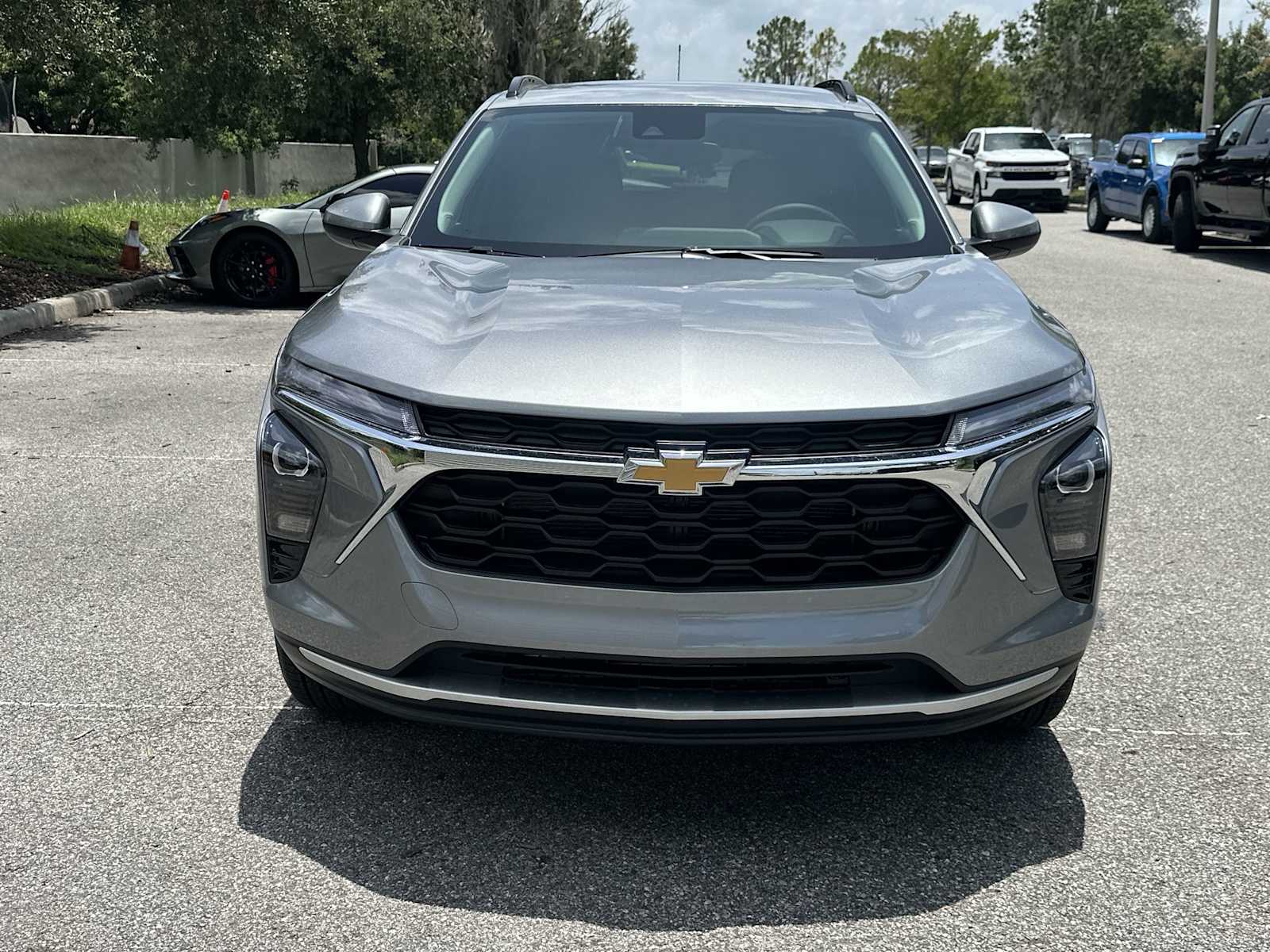 Thumbnail: 2026 Chevrolet Trax - 9