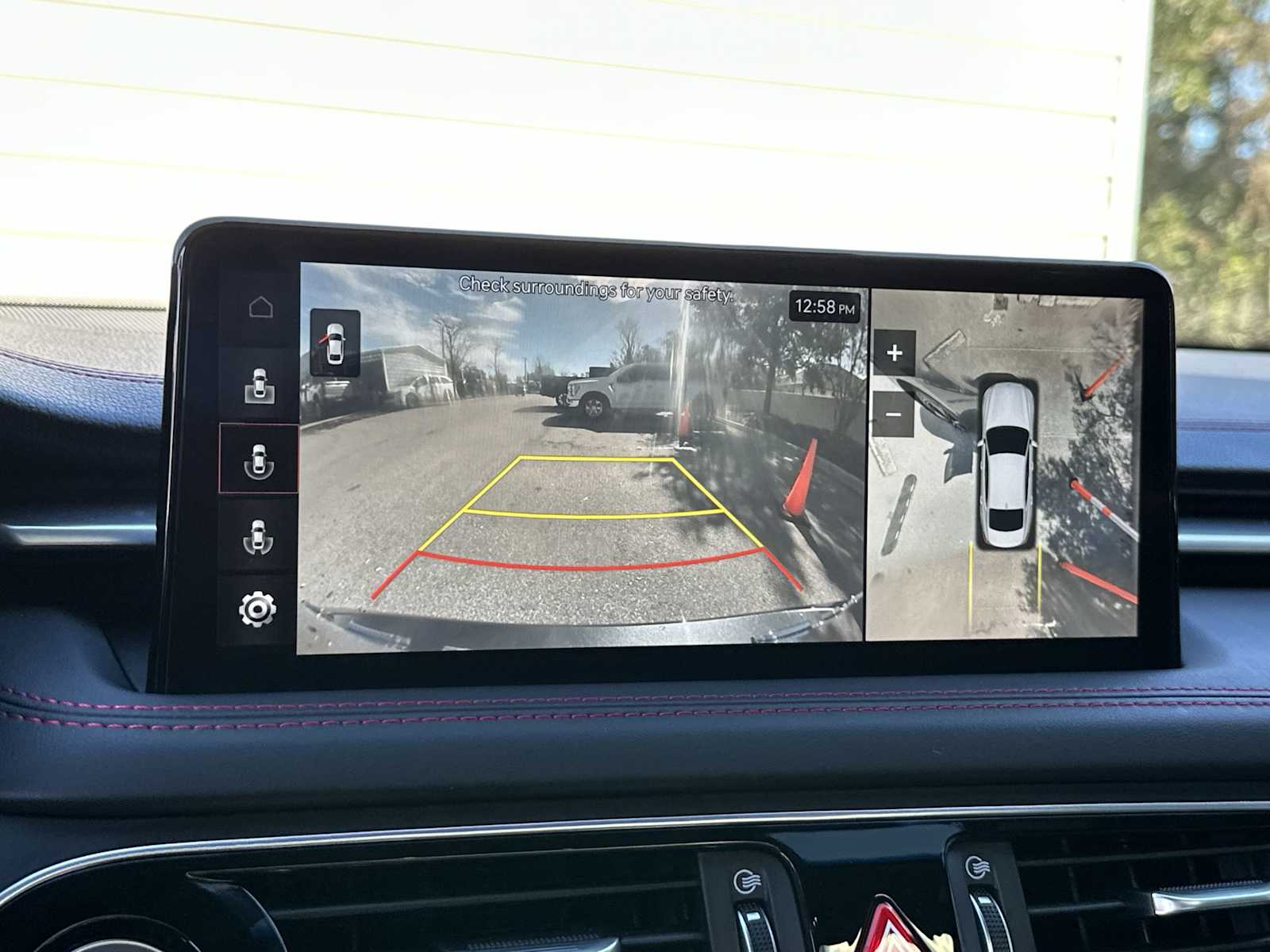 Thumbnail: 2023 Genesis G70 - 23