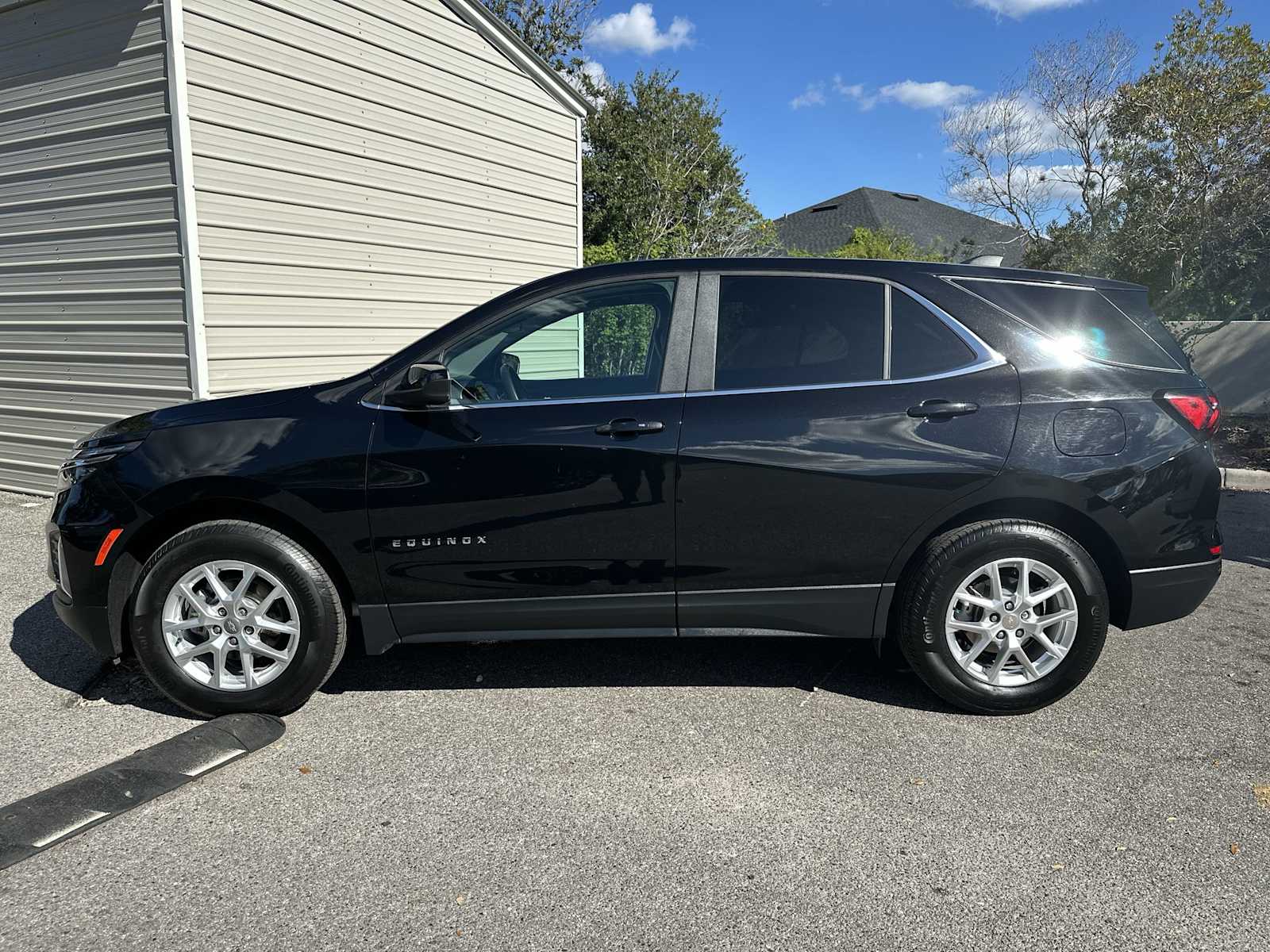 Thumbnail: 2024 Chevrolet Equinox - 3