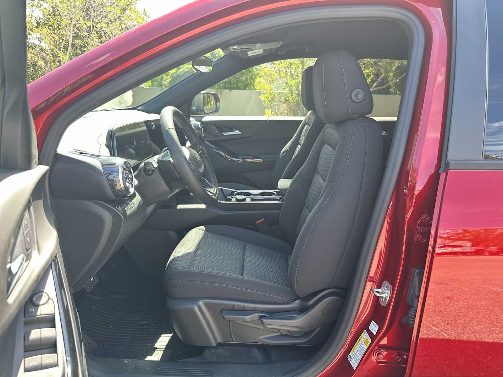 Thumbnail: 2026 Chevrolet Equinox - 2