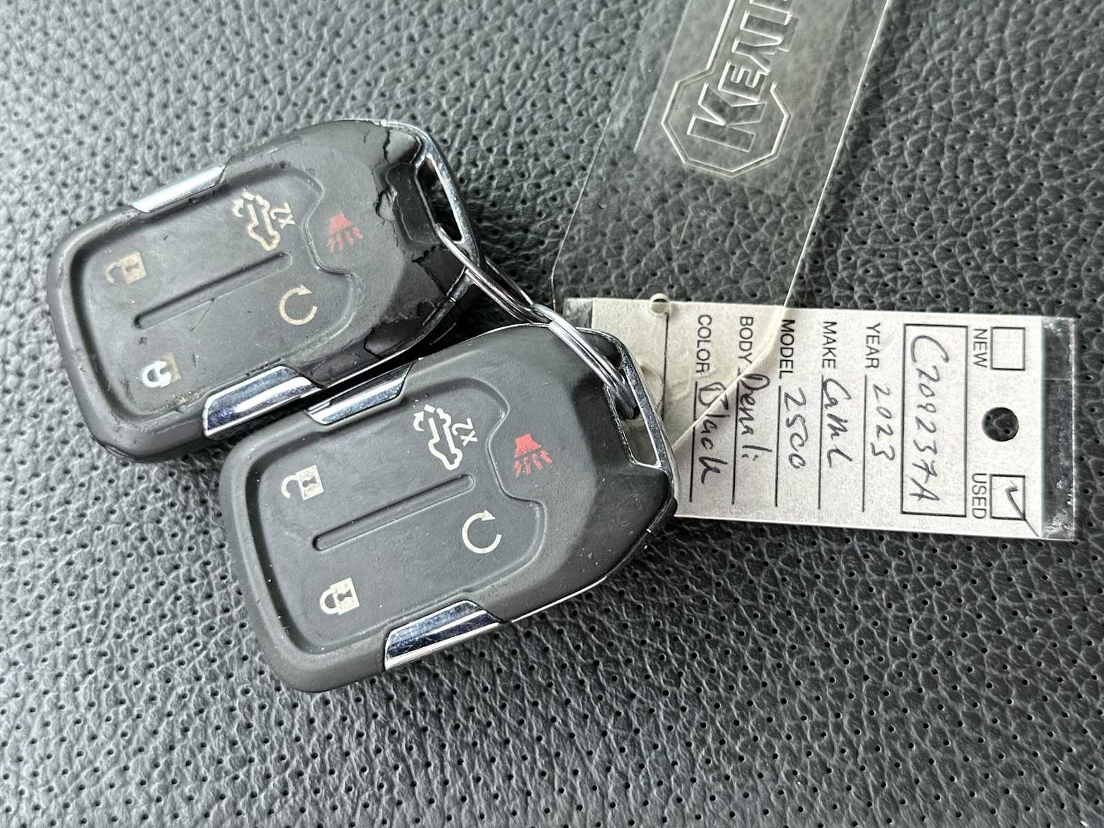 Thumbnail: 2023 GMC Sierra 2500 - 26