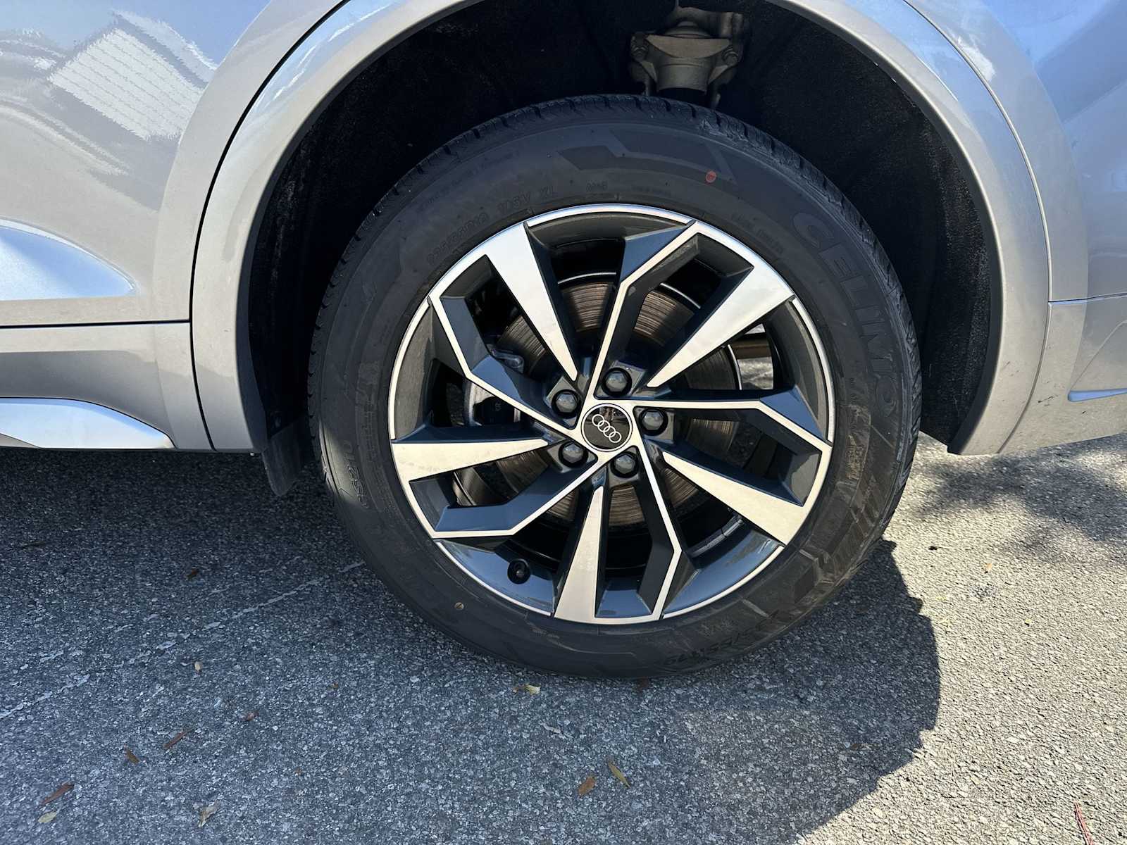 Thumbnail: 2024 Audi Q5 - 12