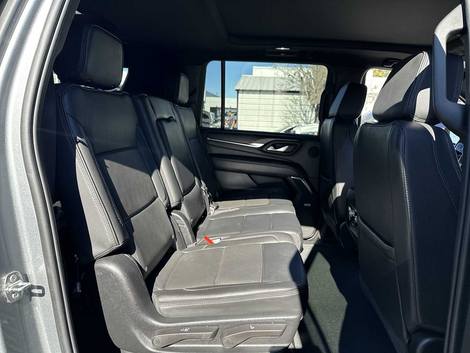 Thumbnail: 2024 GMC Yukon XL - 18