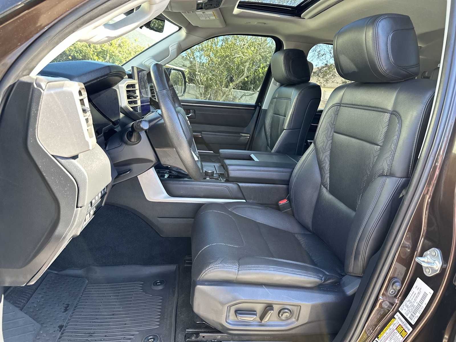 Thumbnail: 2023 Toyota Sequoia - 15