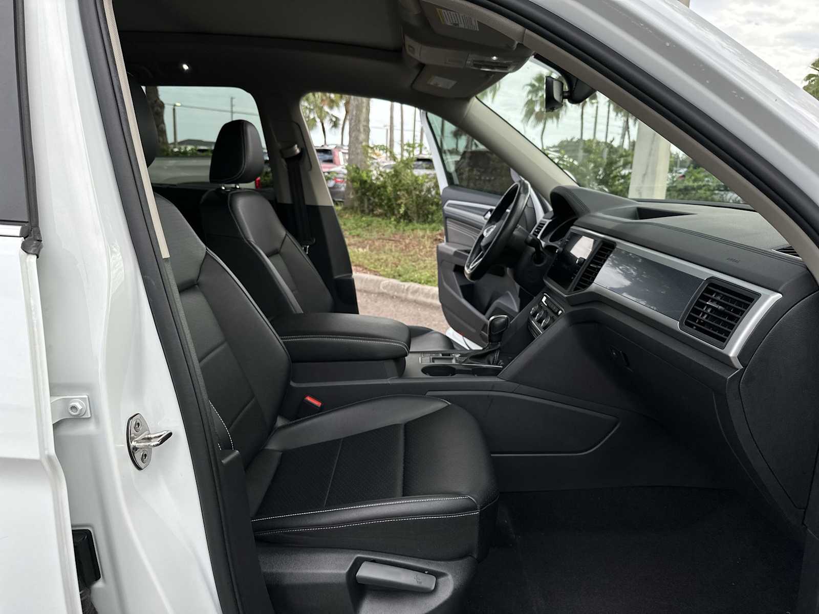 Thumbnail: 2021 Volkswagen Atlas - 19