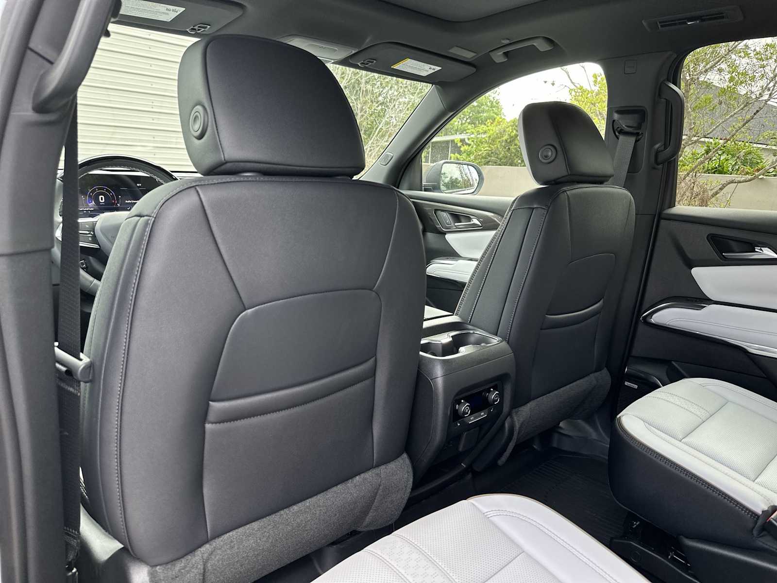 Thumbnail: 2026 Chevrolet Traverse - 17