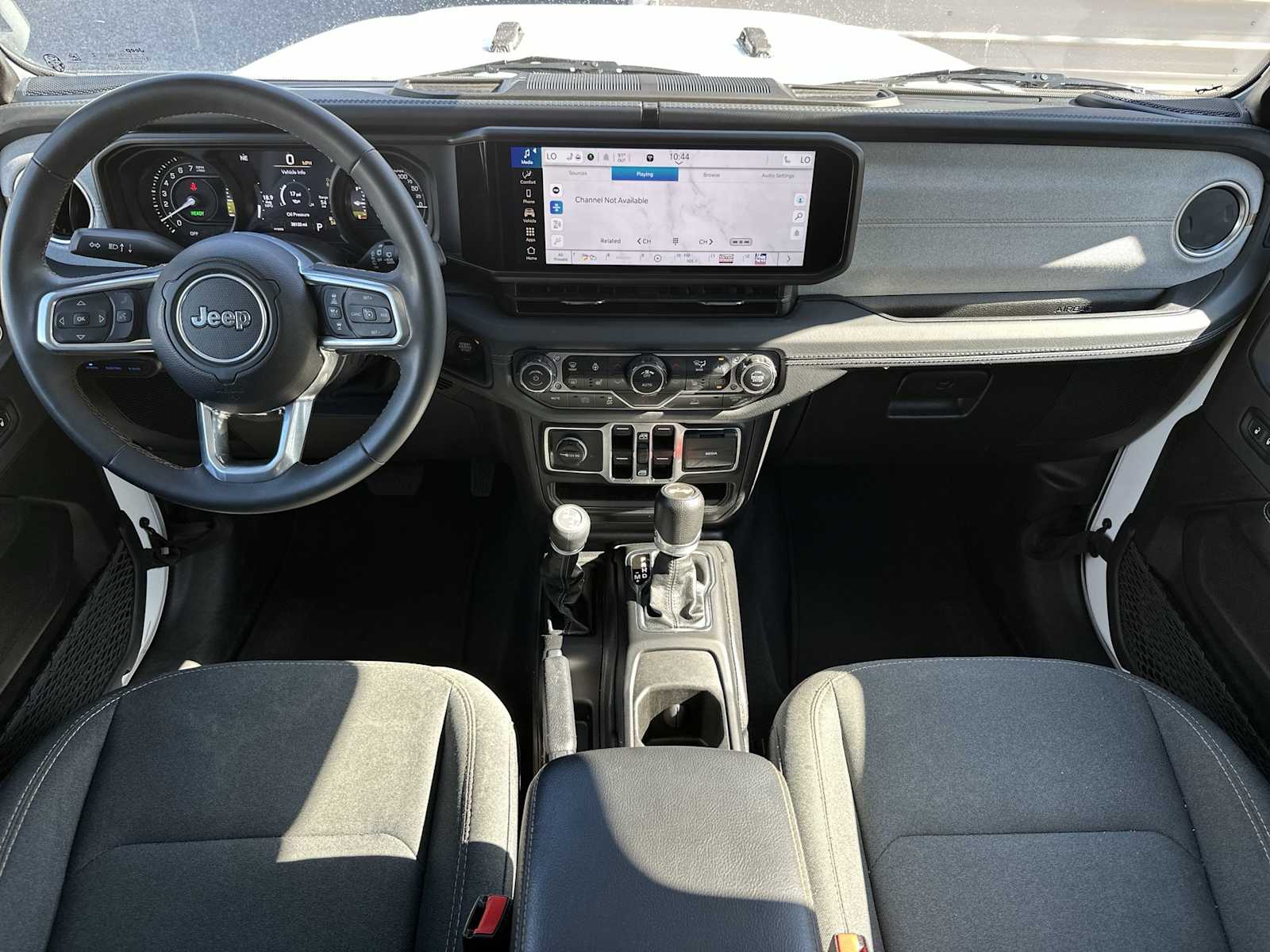 Thumbnail: 2024 Jeep Wrangler - 15