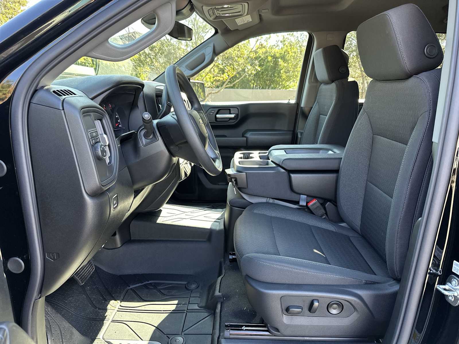 Thumbnail: 2026 Chevrolet Silverado 1500 - 15