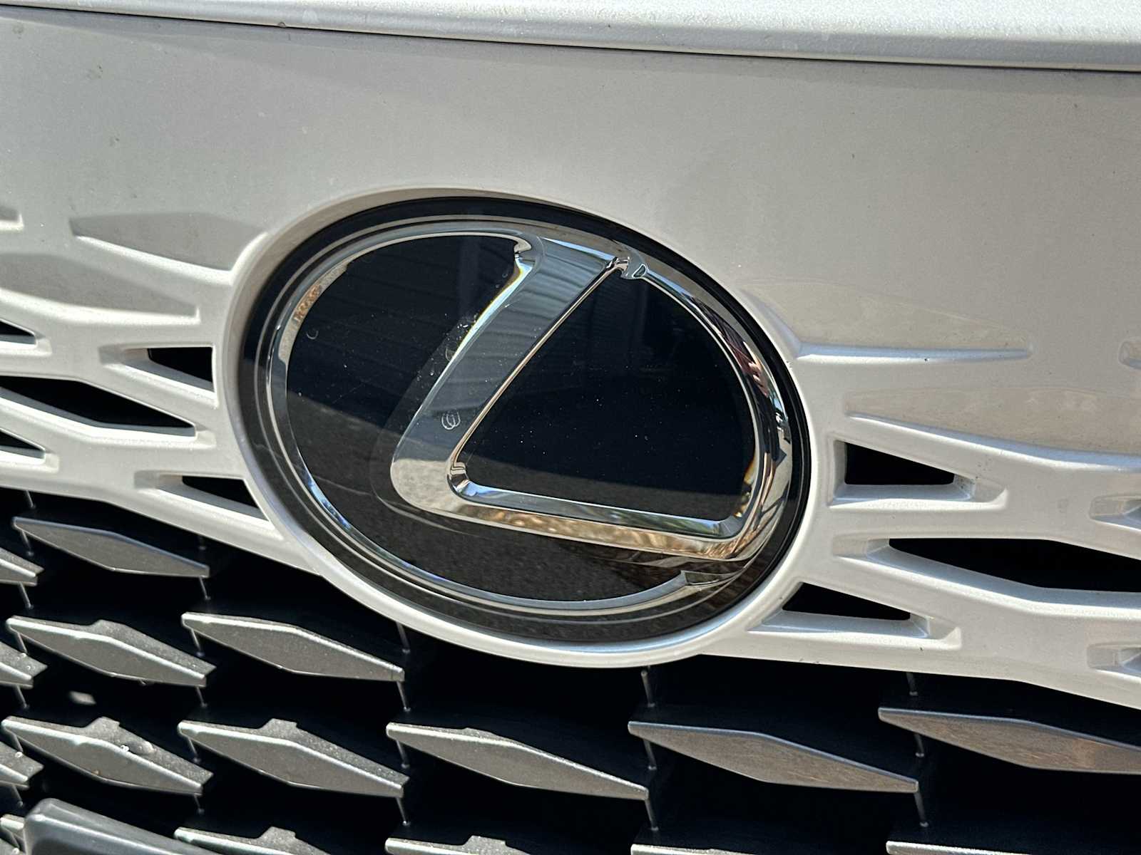 Thumbnail: 2023 Lexus RX - 10