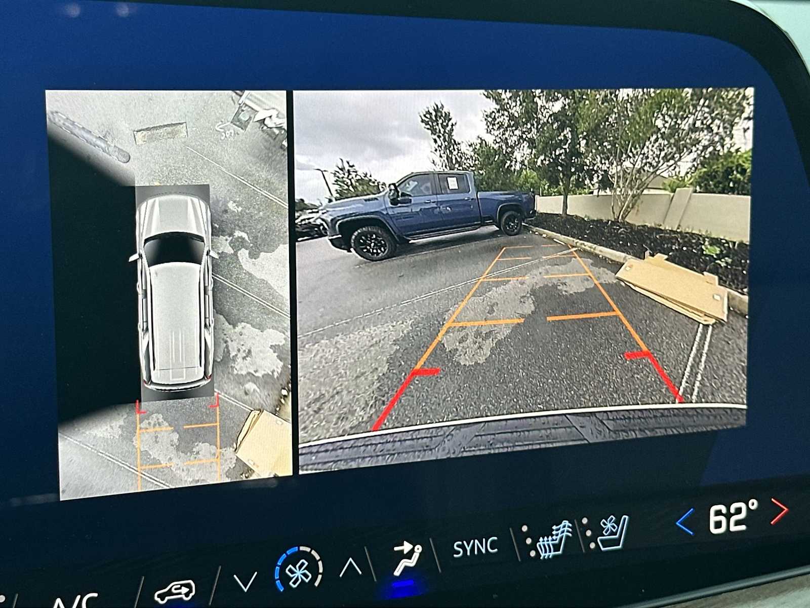 Thumbnail: 2025 Chevrolet Tahoe - 22