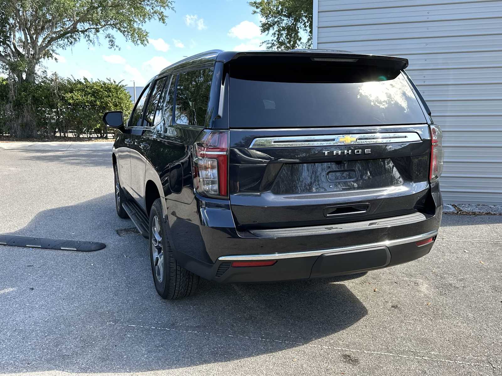 Thumbnail: 2024 Chevrolet Tahoe - 4