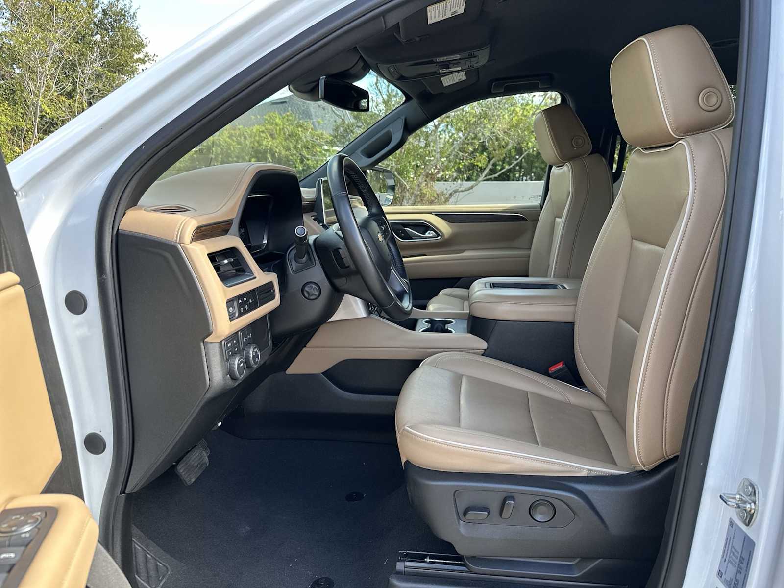 Thumbnail: 2024 Chevrolet Suburban - 15