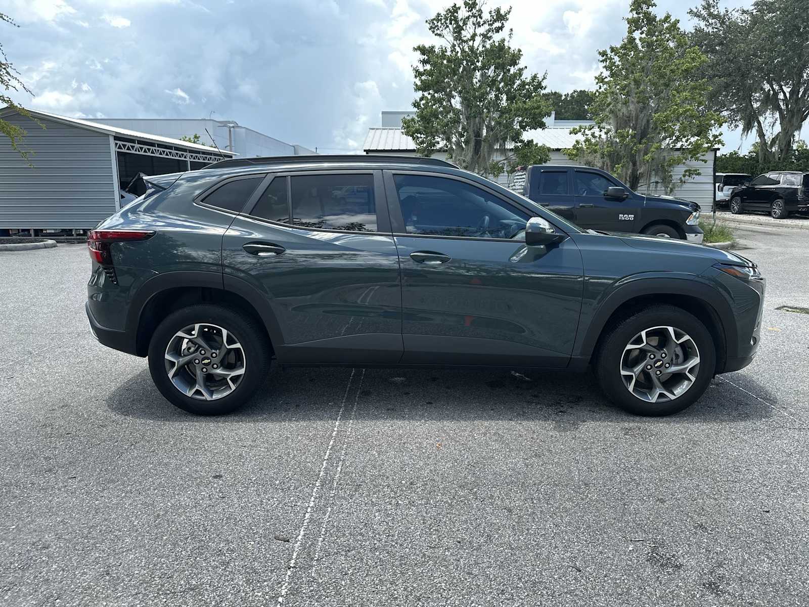 Thumbnail: 2025 Chevrolet Trax - 6