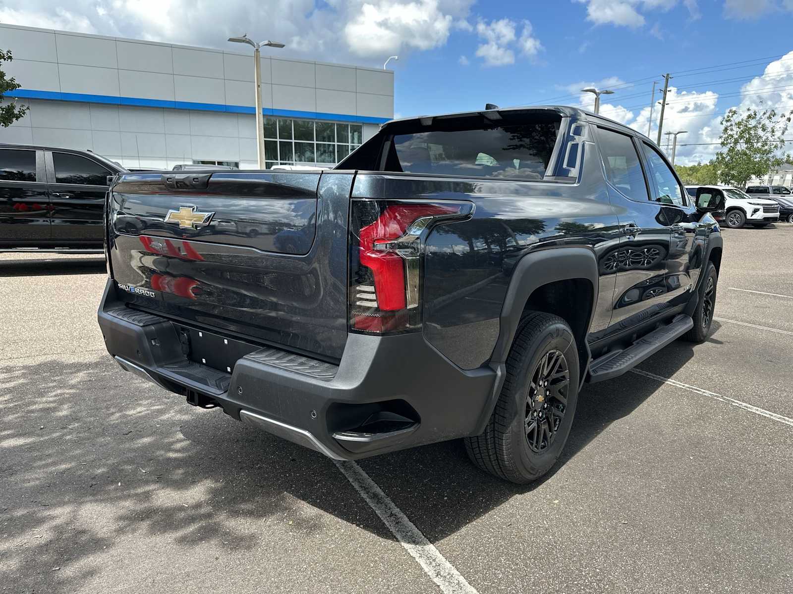 Thumbnail: 2026 Chevrolet Silverado EV - 6
