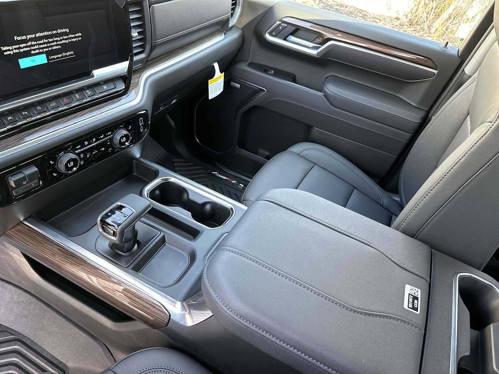 Thumbnail: 2026 Chevrolet Silverado 1500 - 21