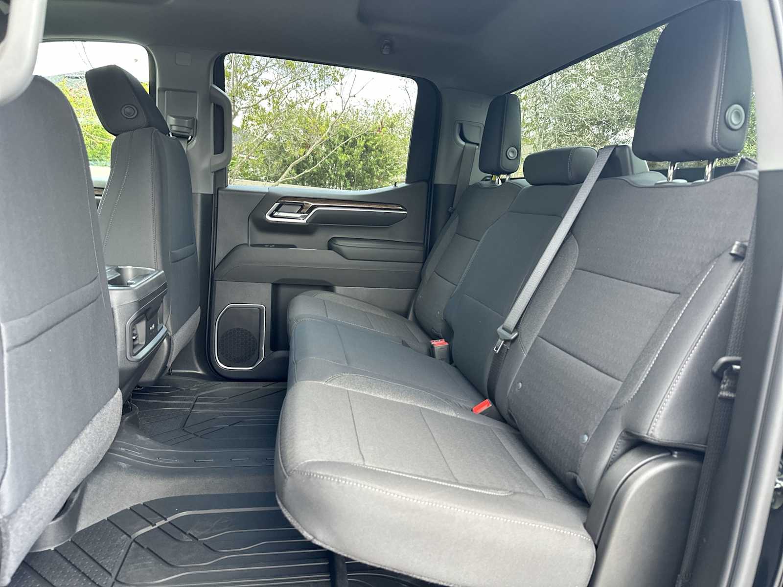Thumbnail: 2026 Chevrolet Silverado 1500 - 17