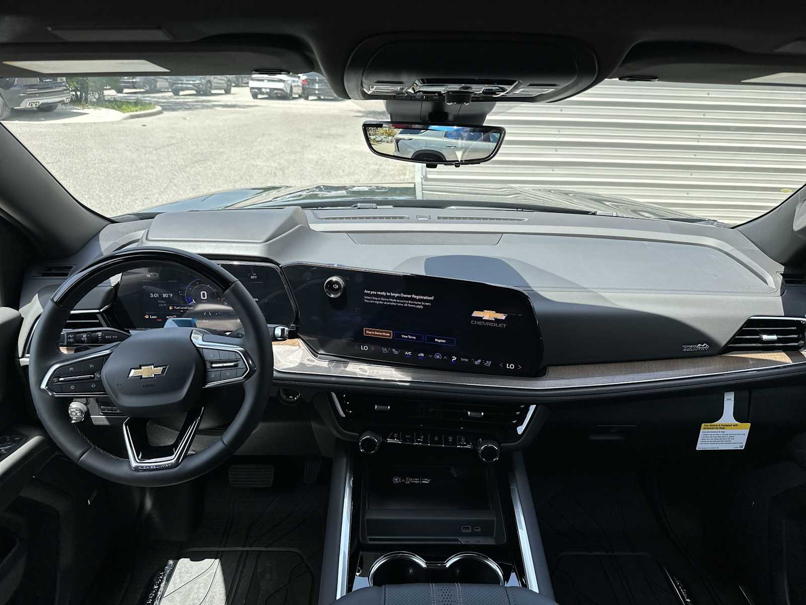 Thumbnail: 2026 Chevrolet Suburban - 14