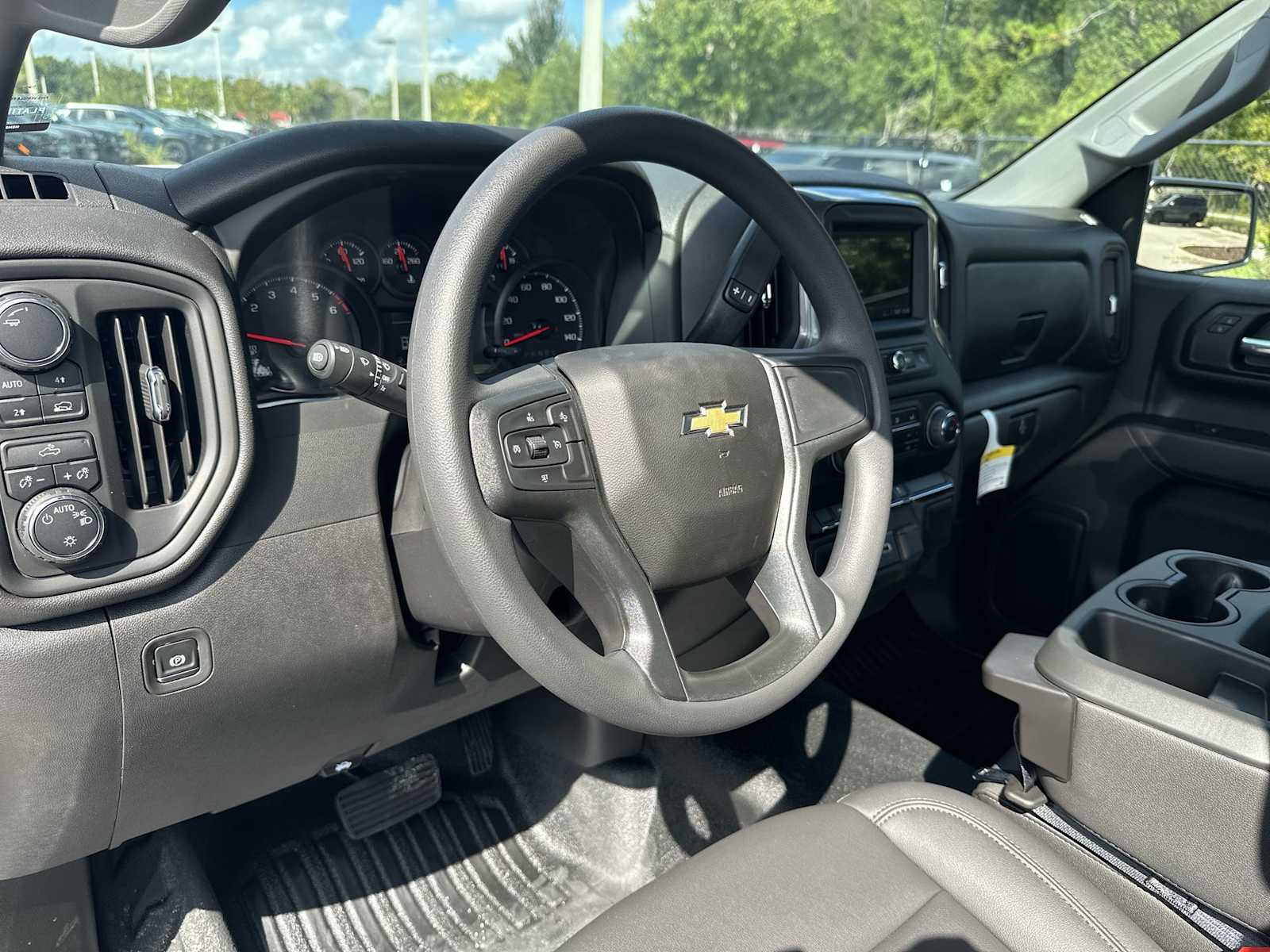 Thumbnail: 2025 Chevrolet Silverado 1500 - 14