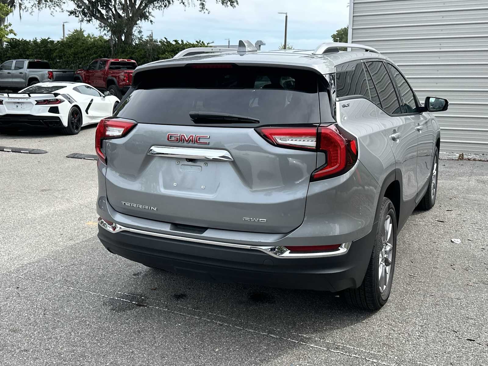 Thumbnail: 2024 GMC Terrain - 14