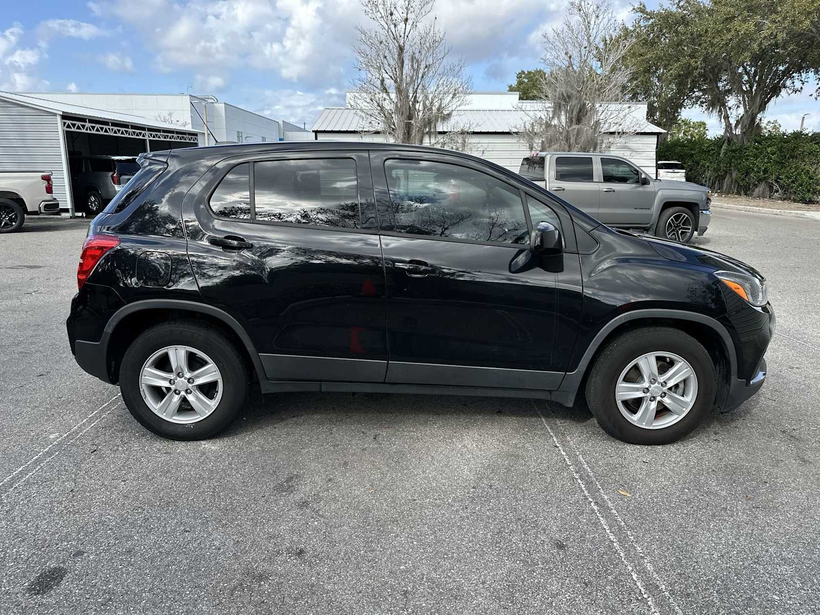 Thumbnail: 2020 Chevrolet Trax - 7