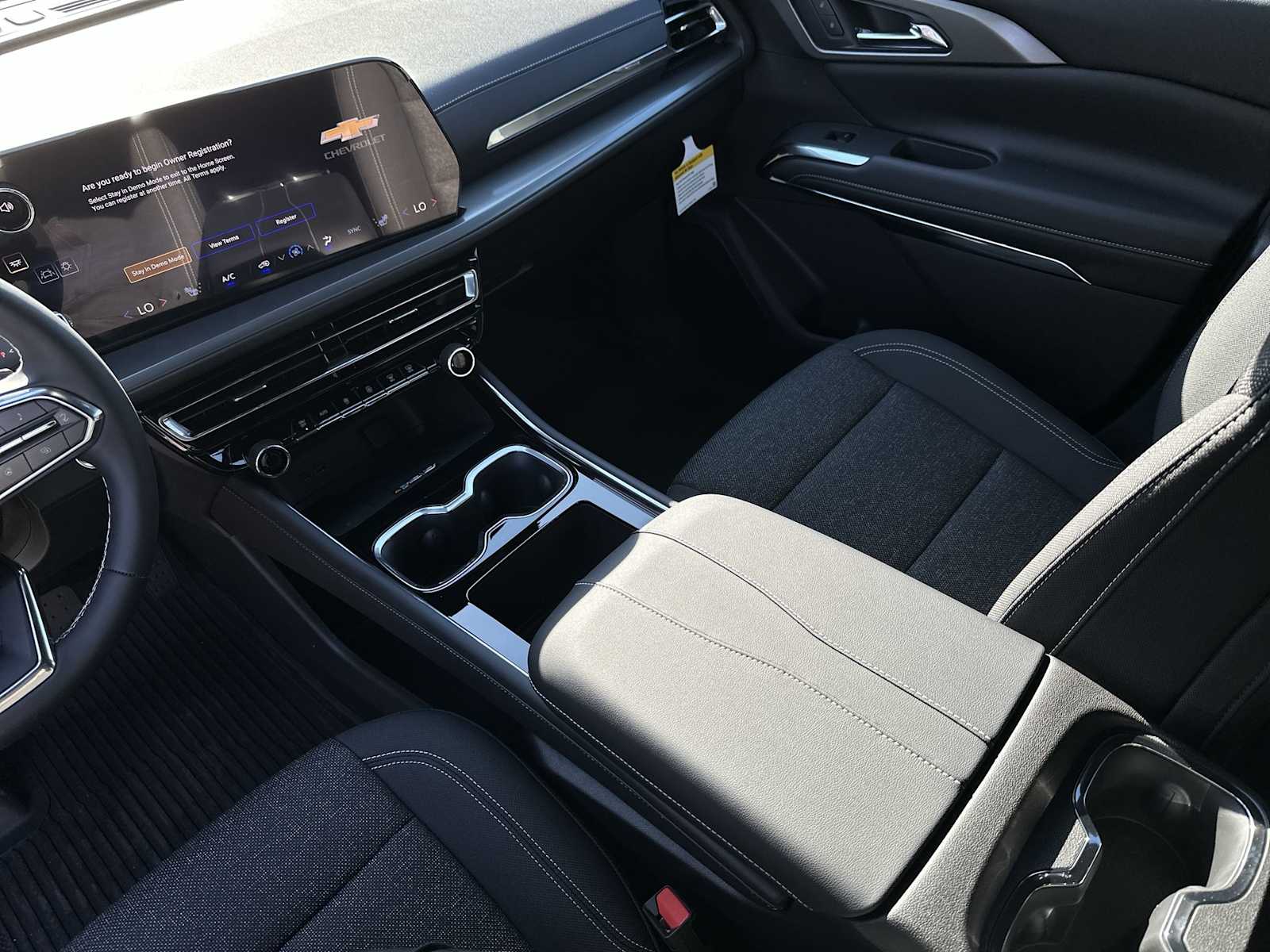 Thumbnail: 2026 Chevrolet Traverse - 21