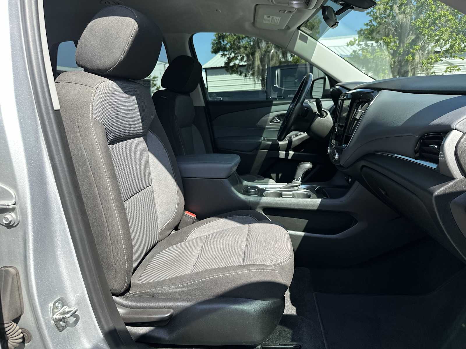Thumbnail: 2019 Chevrolet Traverse - 19