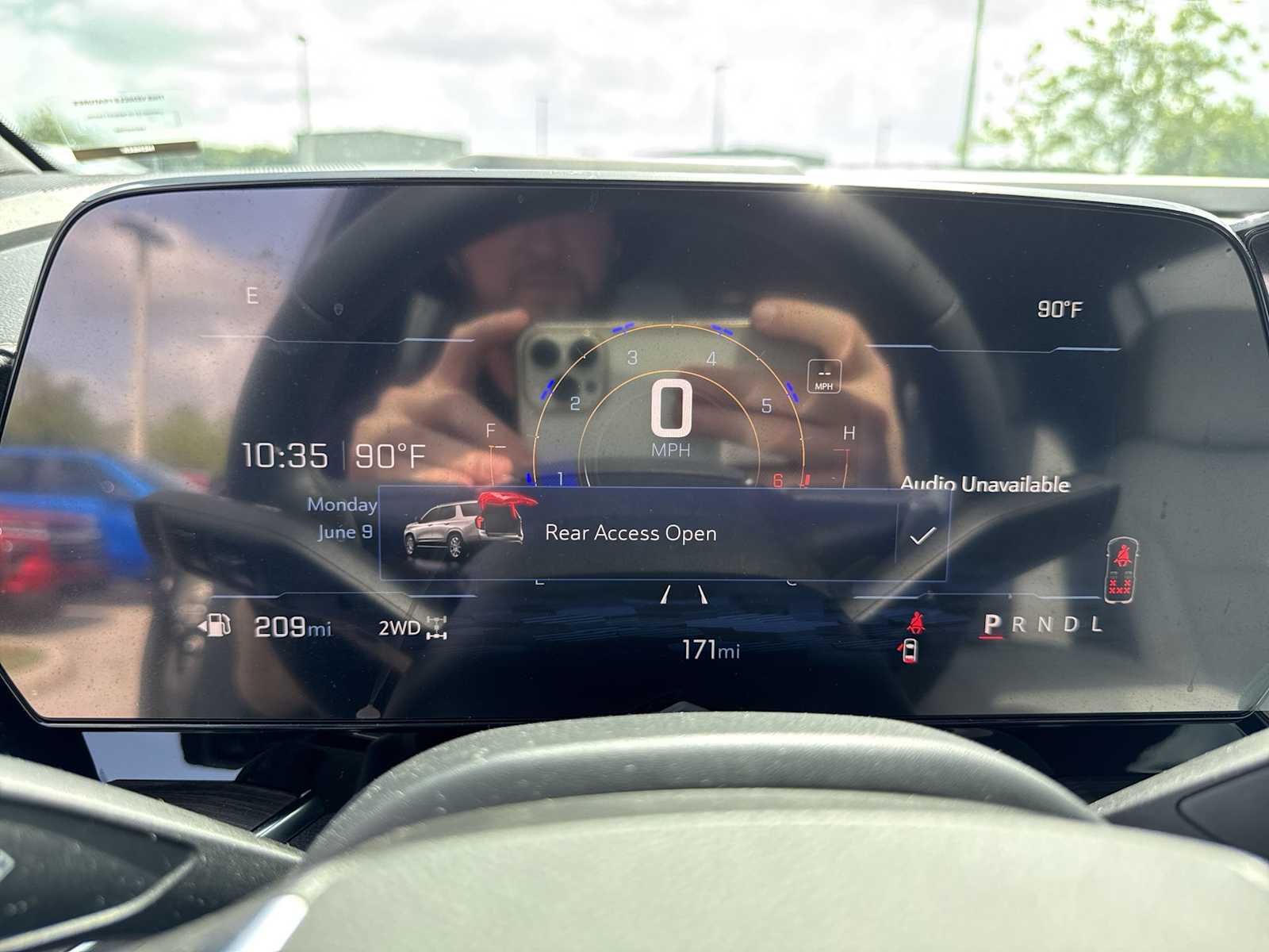 Thumbnail: 2025 Chevrolet Suburban - 24