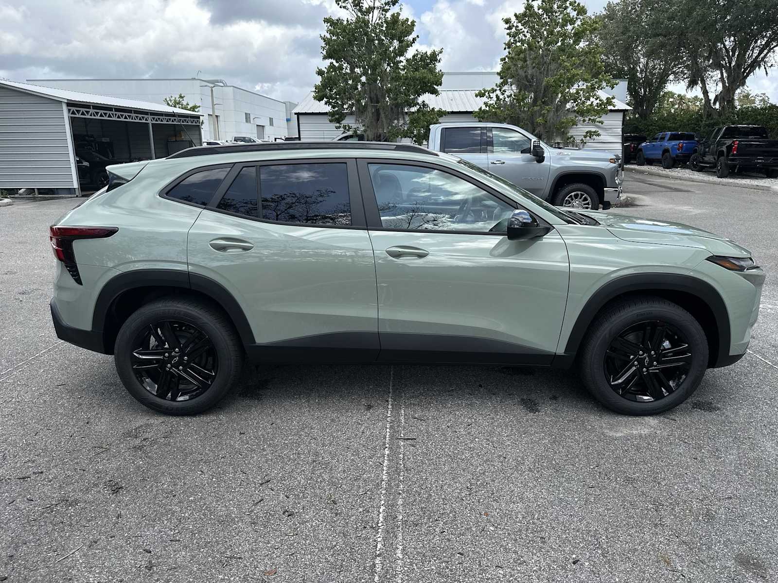 Thumbnail: 2026 Chevrolet Trax - 7