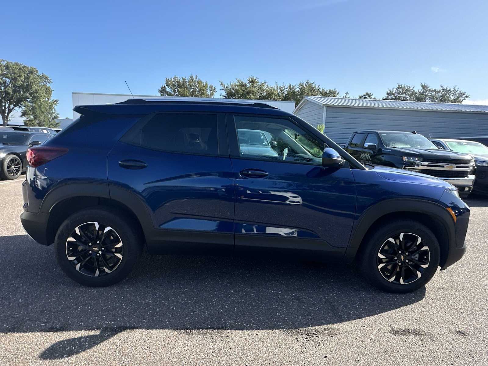 Thumbnail: 2023 Chevrolet TrailBlazer - 7