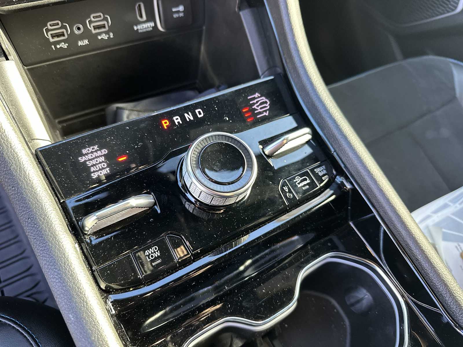 Thumbnail: 2022 Jeep Grand Cherokee - 23