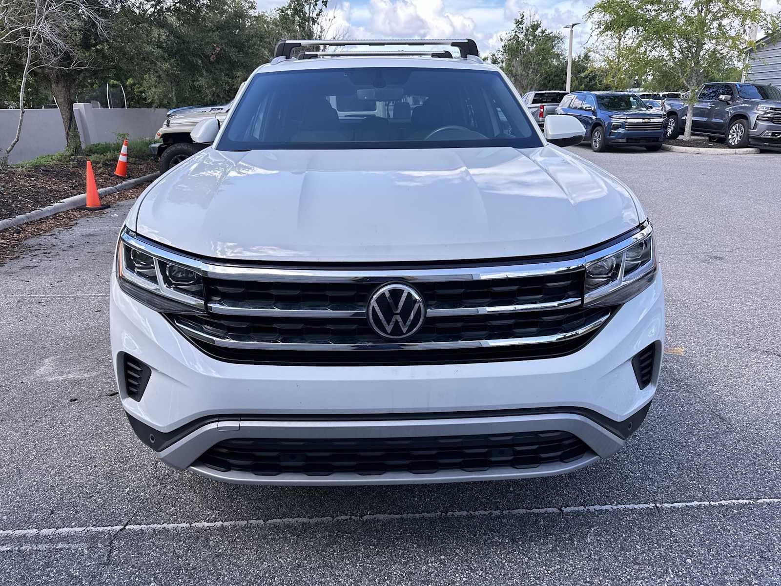 Thumbnail: 2022 Volkswagen Atlas - 9