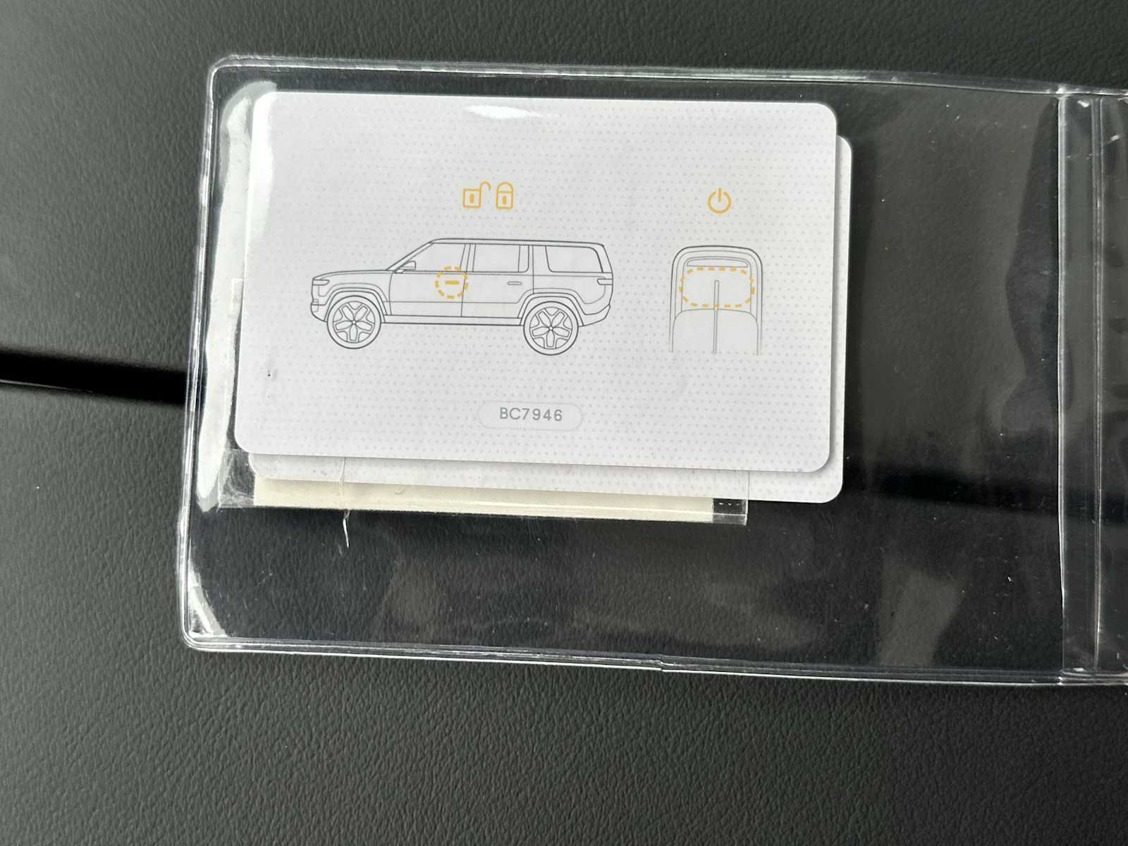 Thumbnail: 2025 Rivian R1S - 26