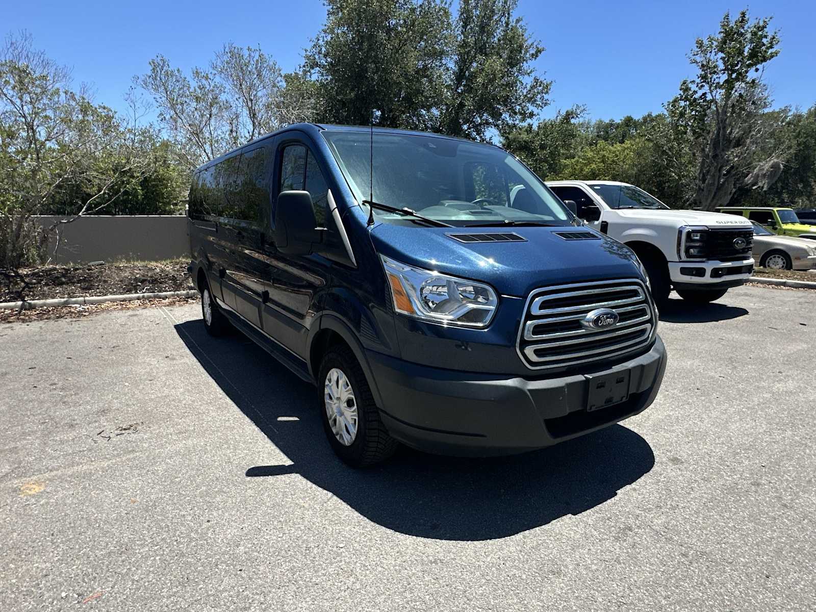 Thumbnail: 2015 Ford Transit Series - 8