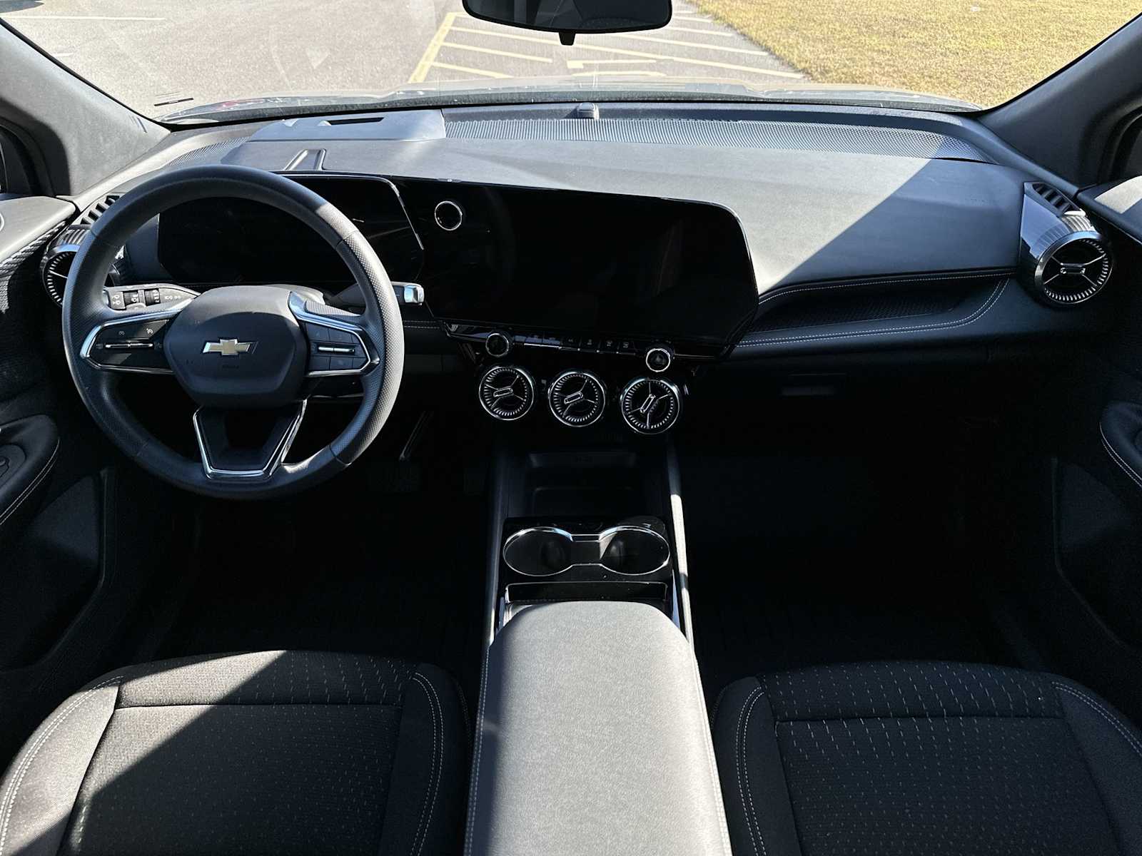 Thumbnail: 2025 Chevrolet Blazer EV - 28