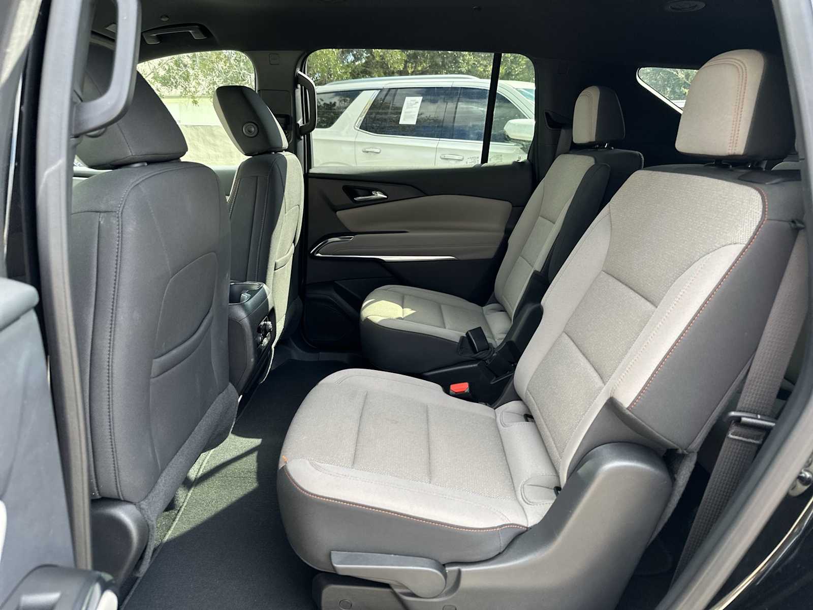 Thumbnail: 2025 Chevrolet Traverse - 17