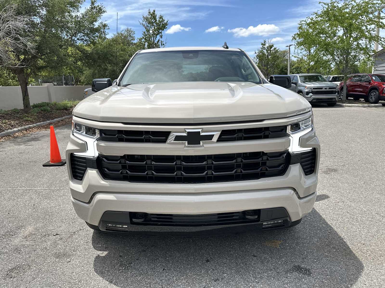 Thumbnail: 2026 Chevrolet Silverado 1500 - 9