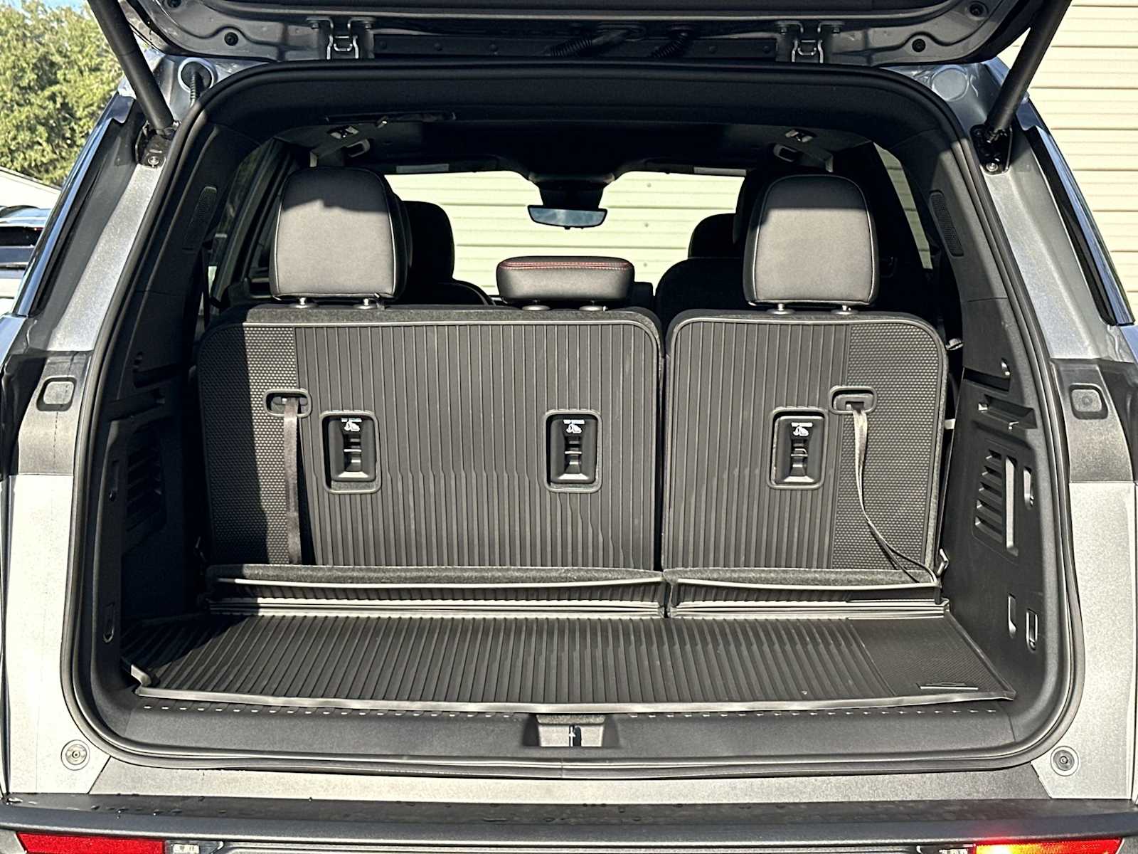 Thumbnail: 2026 Chevrolet Traverse - 26