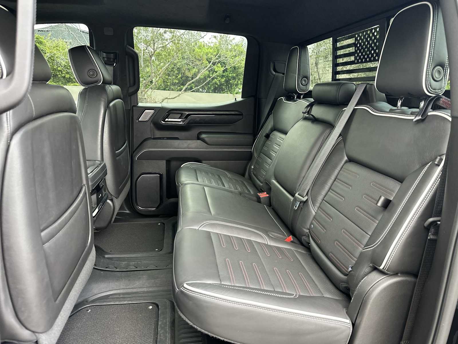 Thumbnail: 2023 GMC Sierra 1500 - 17