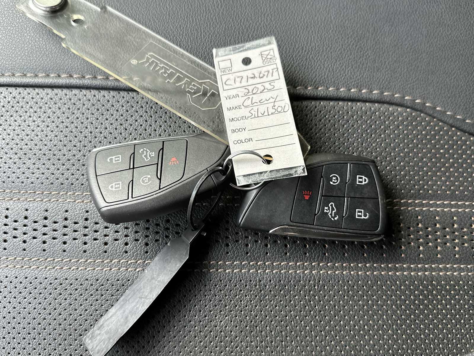 Thumbnail: 2025 Chevrolet Silverado 1500 - 27