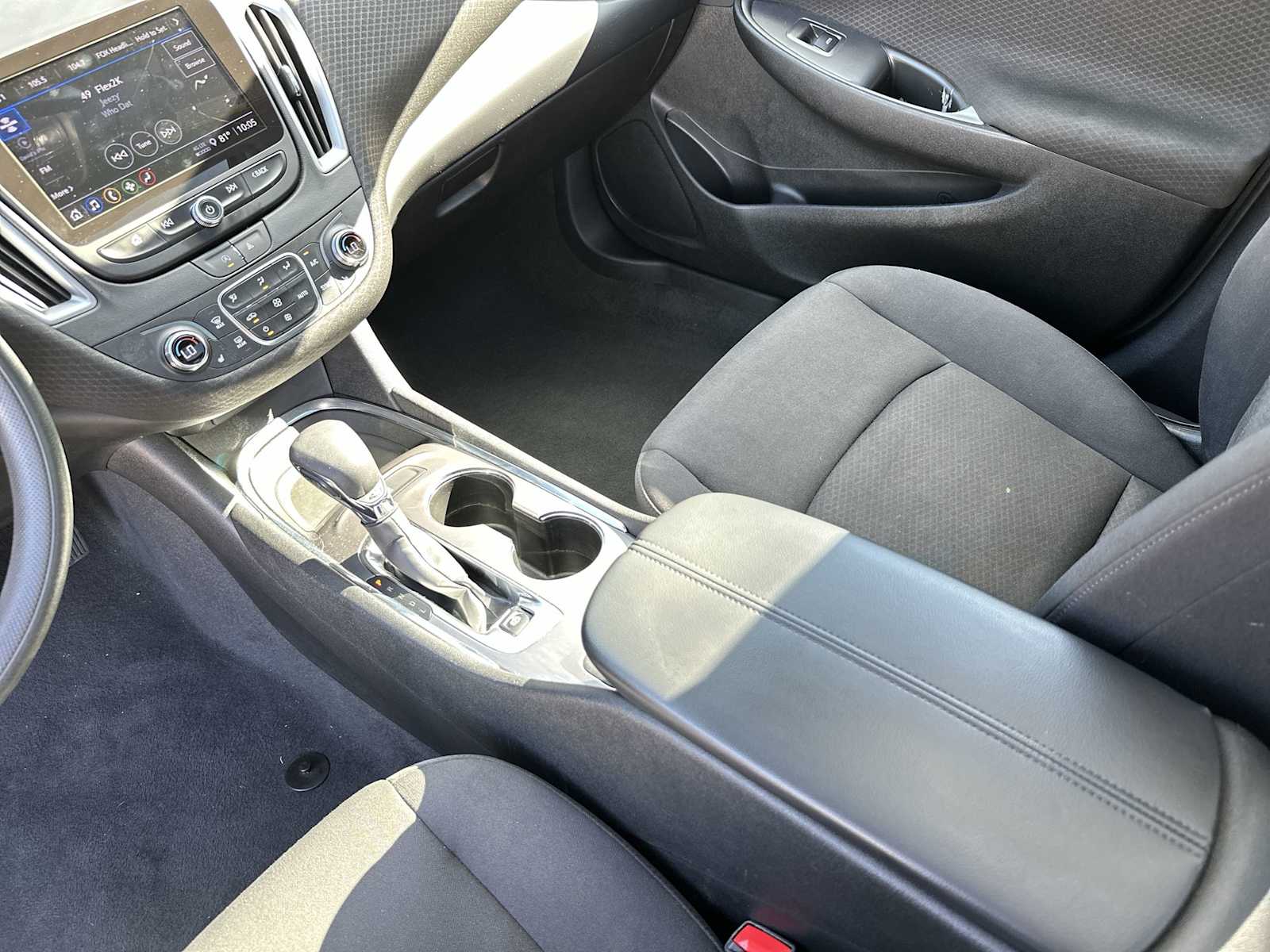 Thumbnail: 2023 Chevrolet Malibu - 22