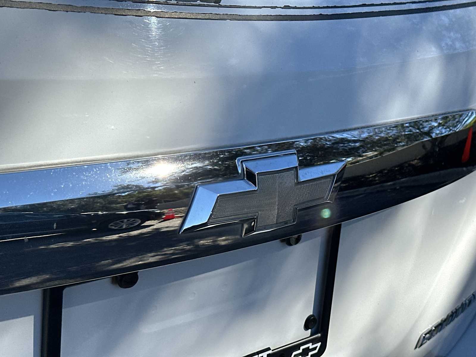 Thumbnail: 2011 Chevrolet Equinox - 10