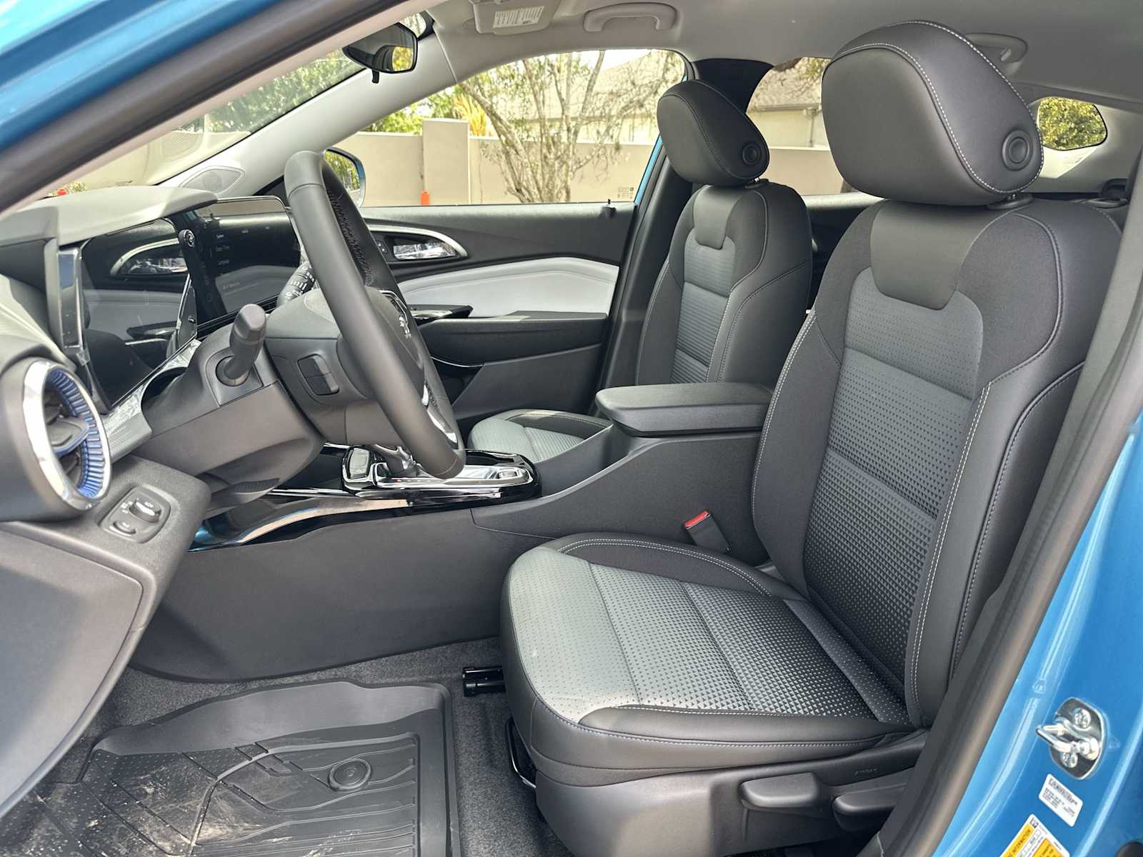Thumbnail: 2026 Chevrolet Trax - 15