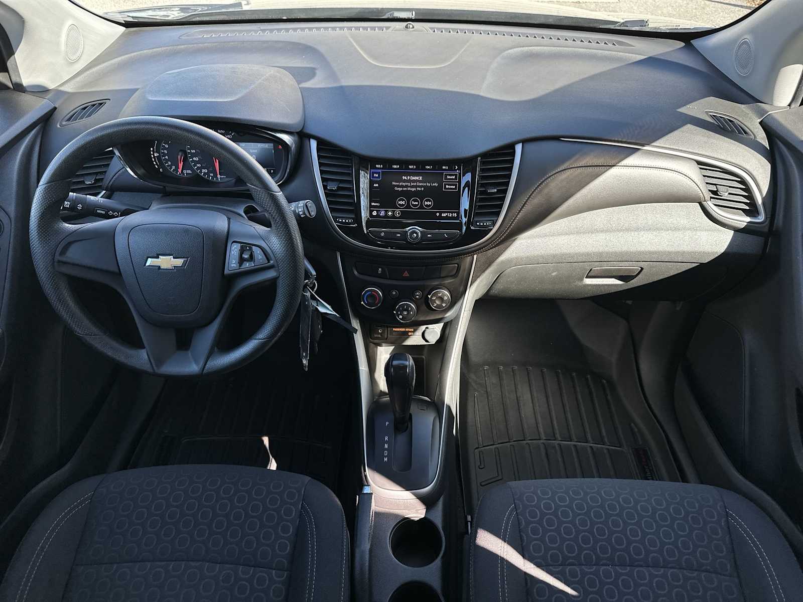 Thumbnail: 2020 Chevrolet Trax - 14