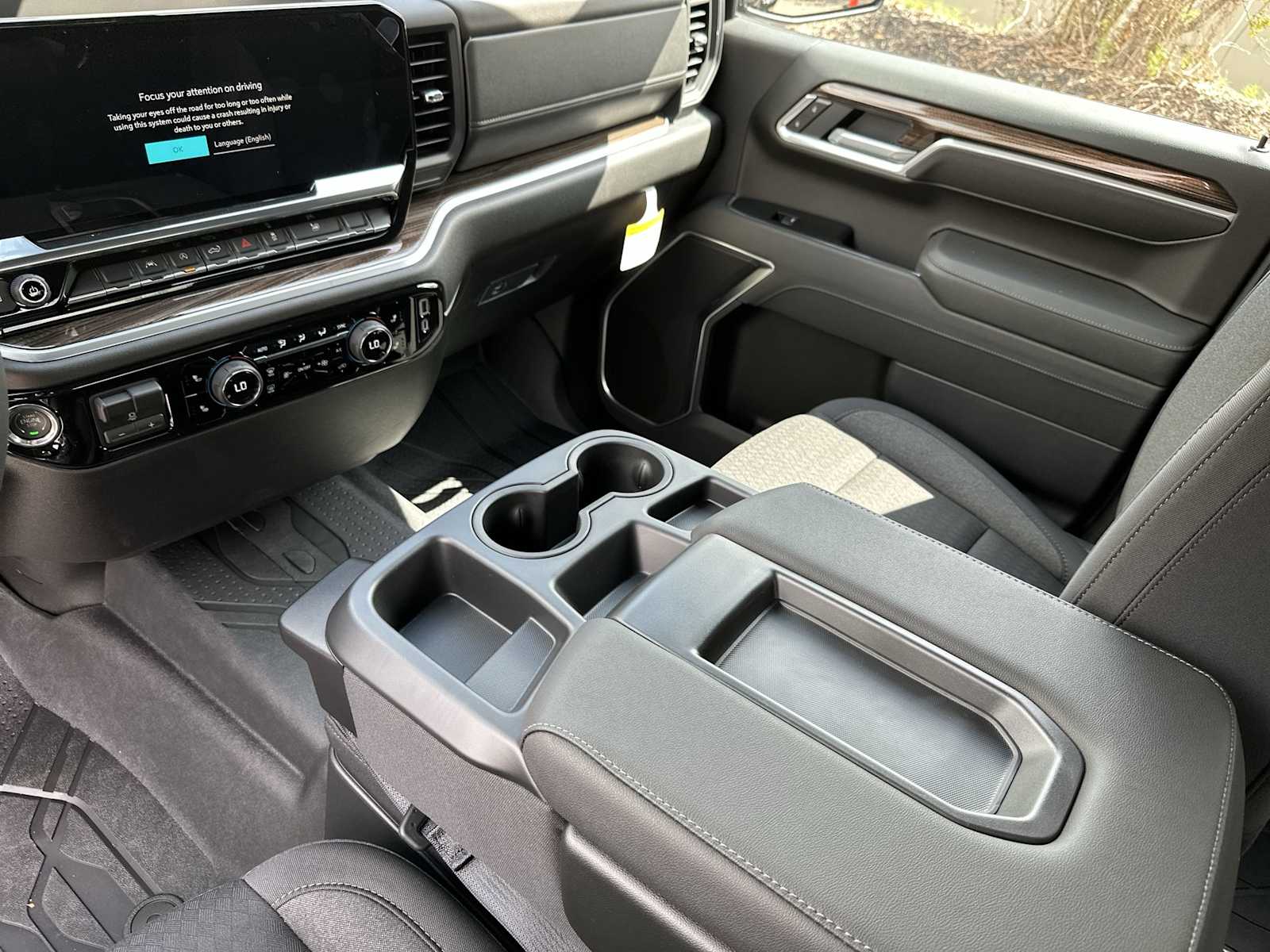 Thumbnail: 2026 Chevrolet Silverado 1500 - 21