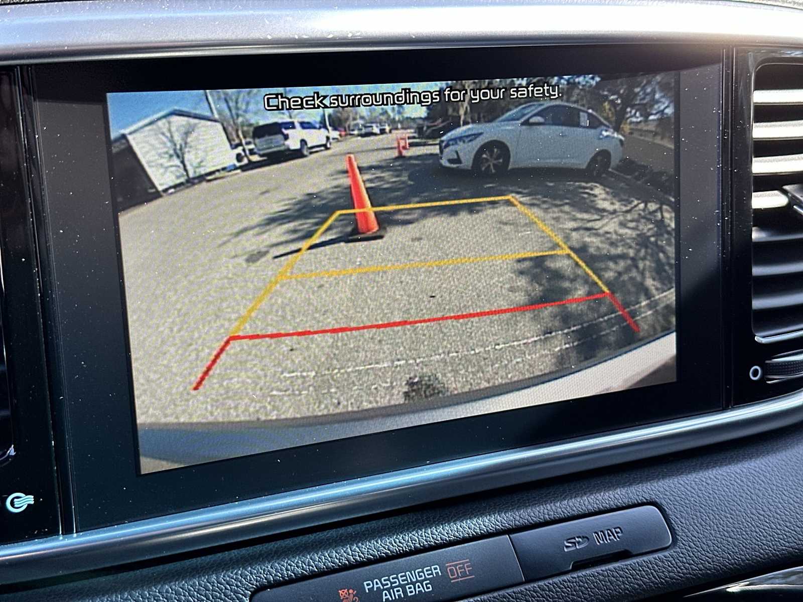 Thumbnail: 2022 Kia Sportage - 22